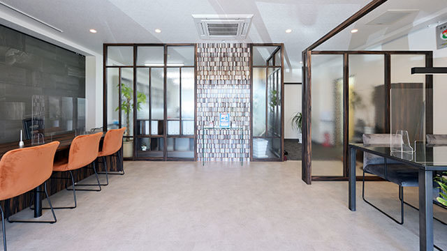 松吉土地本社受付